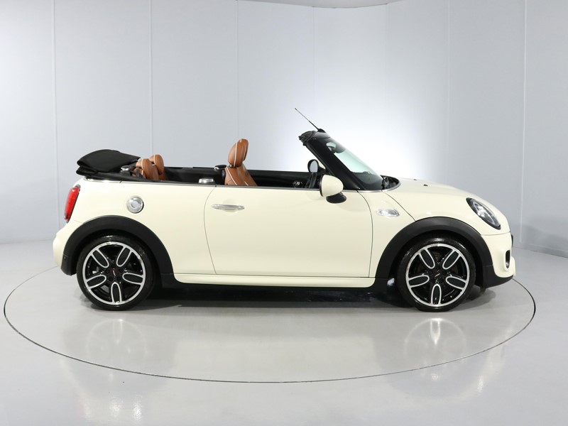 2018 (68) MINI CONVERTIBLE 2.0 Cooper S II 2dr Auto 3476135