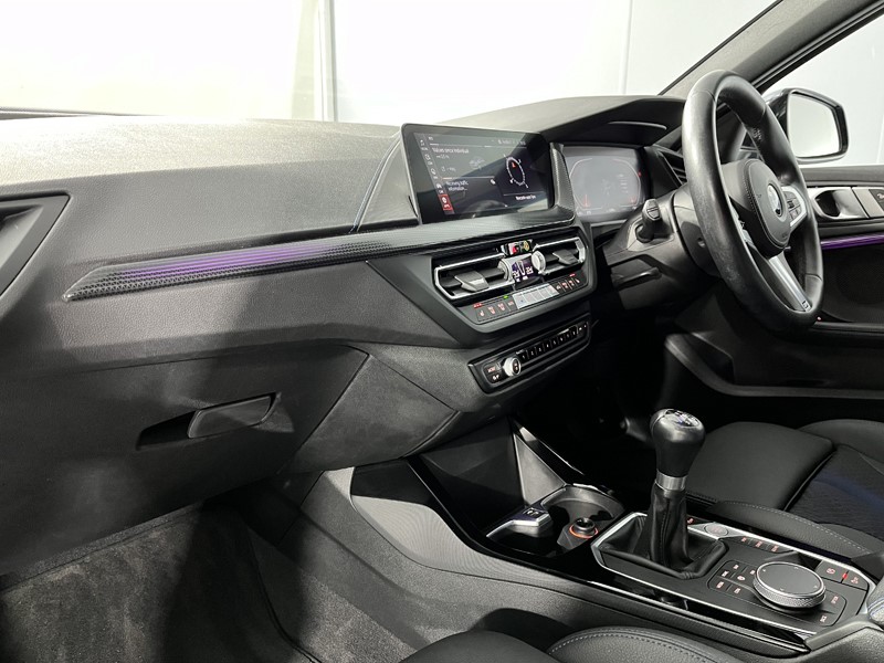 2021 (21) BMW 1 SERIES 118i [136] M Sport 5dr 3463656