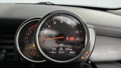 2020 (70) MINI HATCHBACK 1.5 Cooper Classic II 3dr 3472356