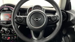 2020 (70) MINI HATCHBACK 1.5 Cooper Classic II 3dr 3472352