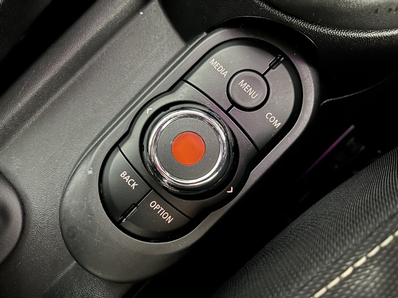 2020 (70) MINI HATCHBACK 1.5 Cooper Classic II 3dr 3472376