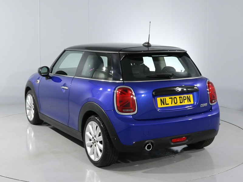 2020 (70) MINI HATCHBACK 1.5 Cooper Classic II 3dr 3472349