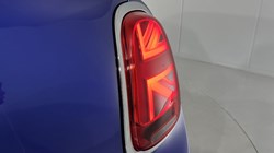 2020 (70) MINI HATCHBACK 1.5 Cooper Classic II 3dr 3472382