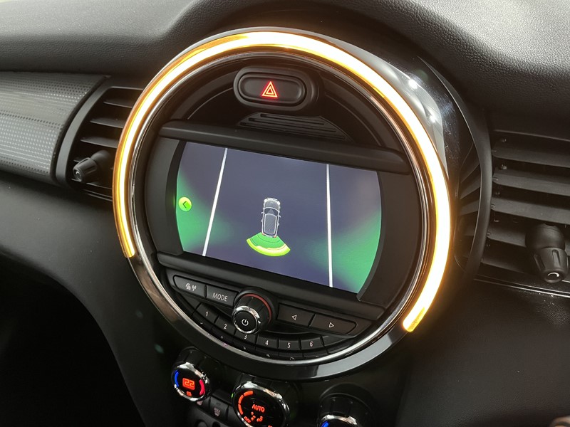 2020 (70) MINI HATCHBACK 1.5 Cooper Classic II 3dr 3472364