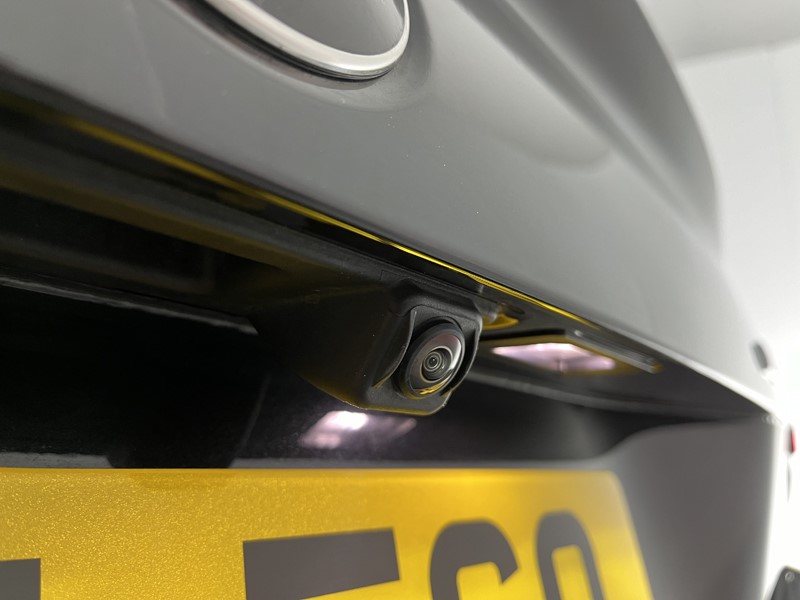 2024 (24) BMW M2 2dr DCT 3473830