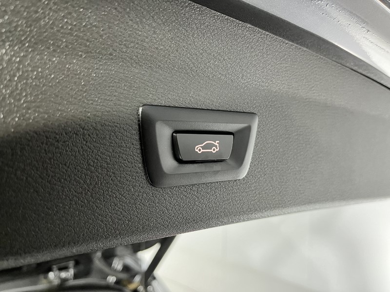 2022 (22) BMW X1 sDrive 18i [136] xLine 5dr Step Auto 3472216