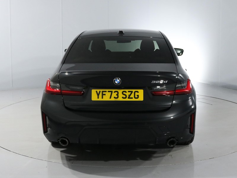 2023 (73) BMW 3 SERIES 320d MHT M Sport 4dr Step Auto 3474978