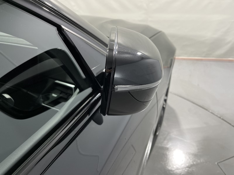 2023 (73) BMW 3 SERIES 320d MHT M Sport 4dr Step Auto 3475008