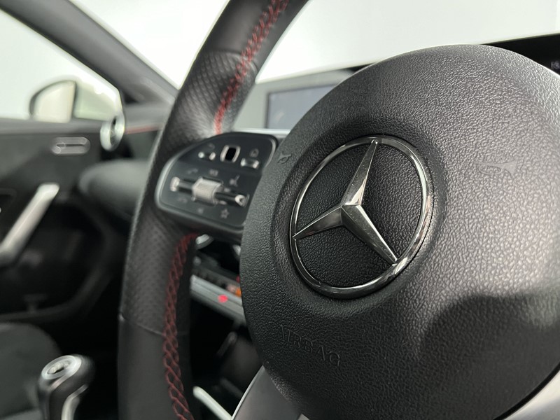 2021 (21) MERCEDES-BENZ A CLASS A180 AMG Line 5dr 3469605