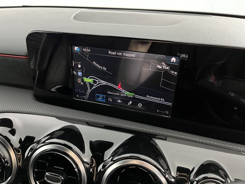 2021 (21) MERCEDES-BENZ A CLASS A180 AMG Line 5dr 3469600