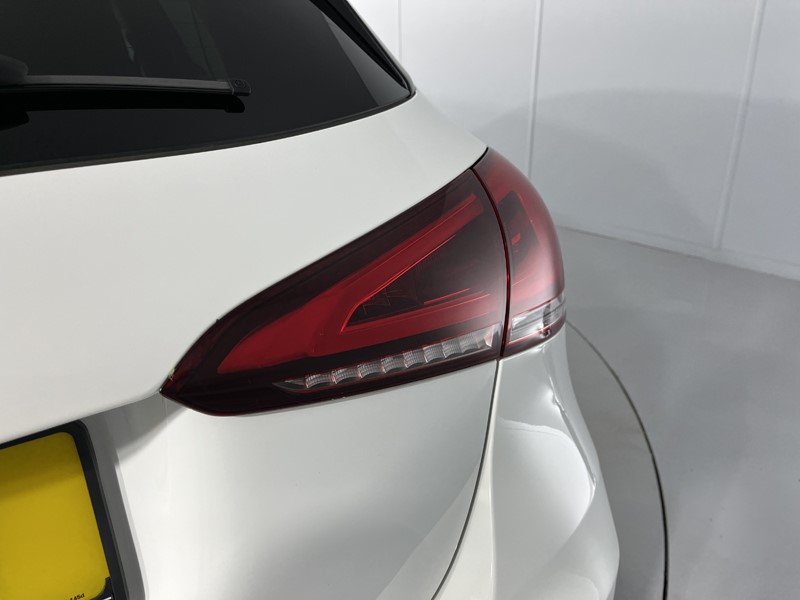 2021 (21) MERCEDES-BENZ A CLASS A180 AMG Line 5dr 3469622