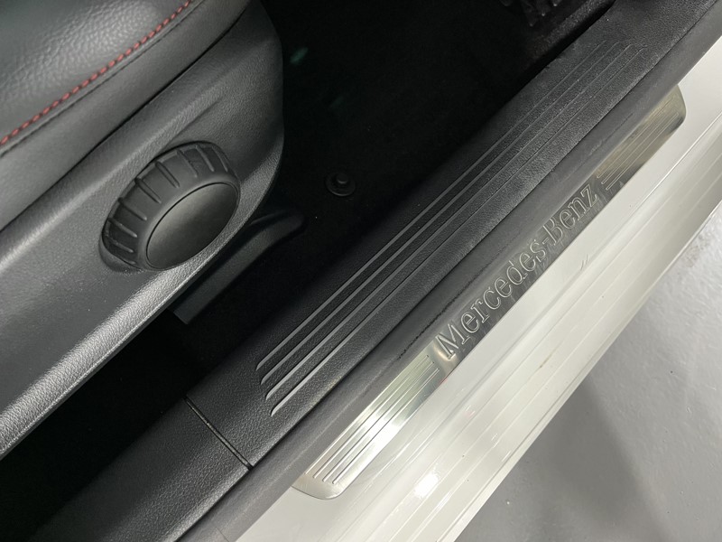 2021 (21) MERCEDES-BENZ A CLASS A180 AMG Line 5dr 3469602