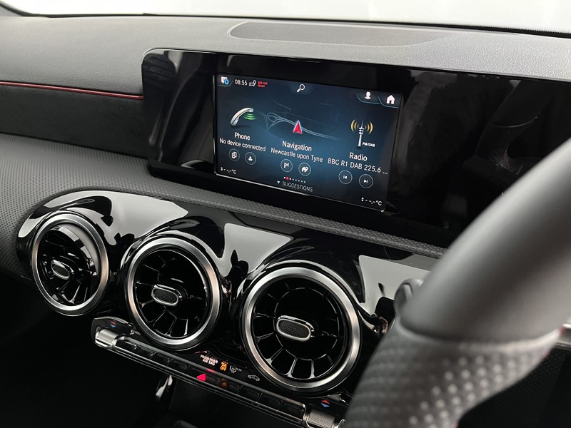 2021 (21) MERCEDES-BENZ A CLASS A180 AMG Line 5dr 3469591