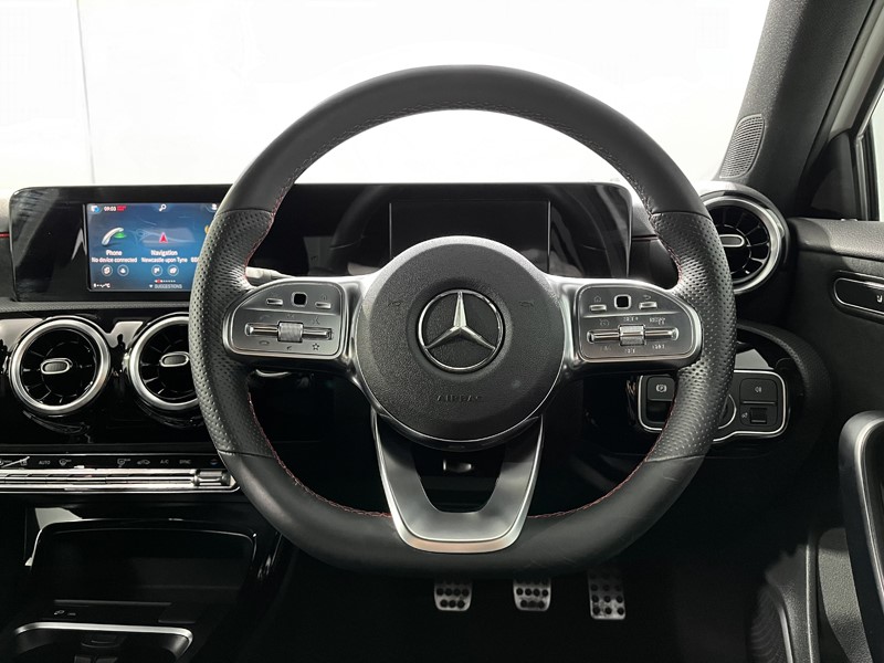 2021 (21) MERCEDES-BENZ A CLASS A180 AMG Line 5dr 3469588