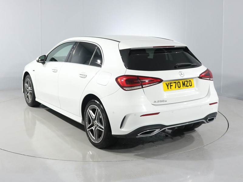 2020 (70) MERCEDES-BENZ A CLASS A250e AMG Line Premium 5dr Auto 3478457