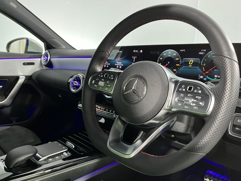 2020 (70) MERCEDES-BENZ A CLASS A250e AMG Line Premium 5dr Auto 3478461