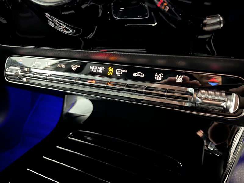 2020 (70) MERCEDES-BENZ A CLASS A250e AMG Line Premium 5dr Auto 3478484