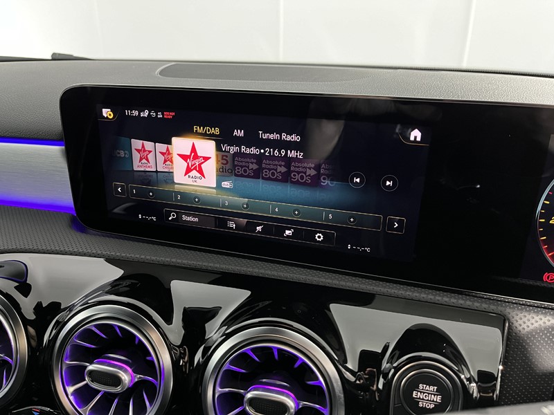 2020 (70) MERCEDES-BENZ A CLASS A250e AMG Line Premium 5dr Auto 3478483