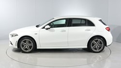 2020 (70) MERCEDES-BENZ A CLASS A250e AMG Line Premium 5dr Auto 3478497