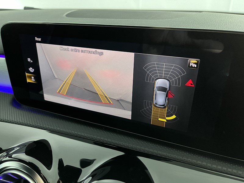 2020 (70) MERCEDES-BENZ A CLASS A250e AMG Line Premium 5dr Auto 3478473