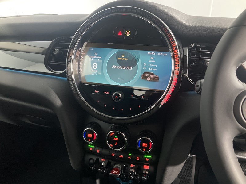 2024 (24) MINI HATCHBACK 1.5 Cooper Classic Premium 5dr Auto 3480814