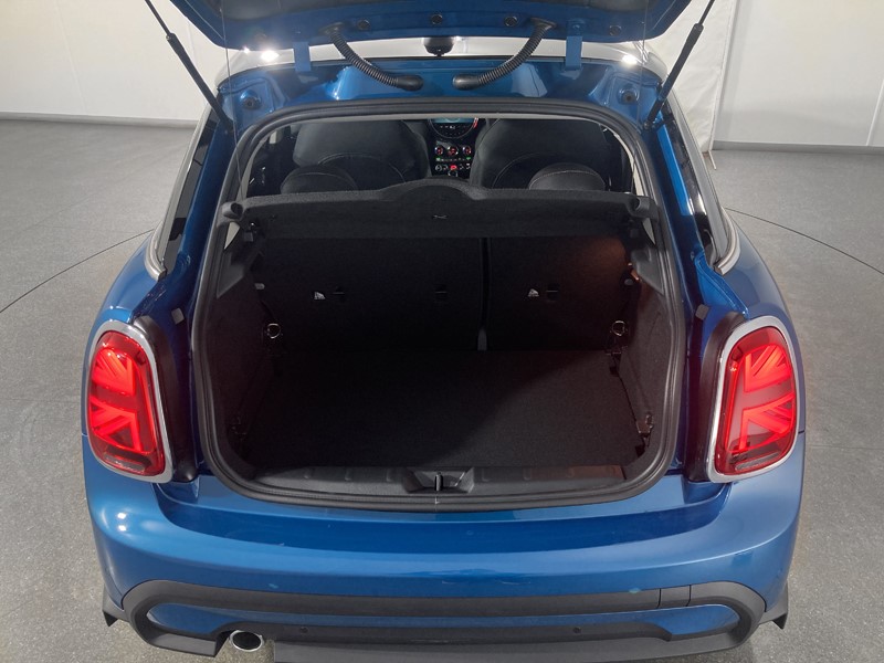 2024 (24) MINI HATCHBACK 1.5 Cooper Classic Premium 5dr Auto 3480819