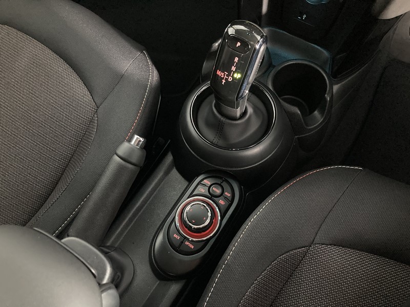 2024 (24) MINI HATCHBACK 1.5 Cooper Classic Premium 5dr Auto 3480816