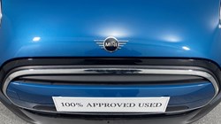 2024 (24) MINI HATCHBACK 1.5 Cooper Classic Premium 5dr Auto 3480844