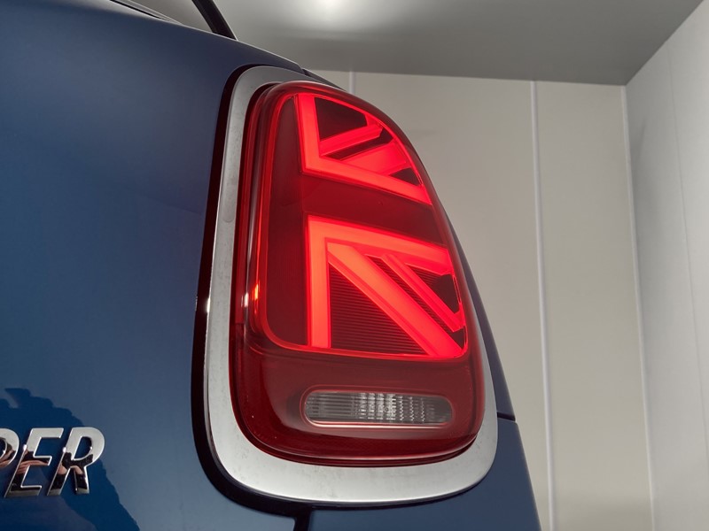2024 (24) MINI HATCHBACK 1.5 Cooper Classic Premium 5dr Auto 3480846