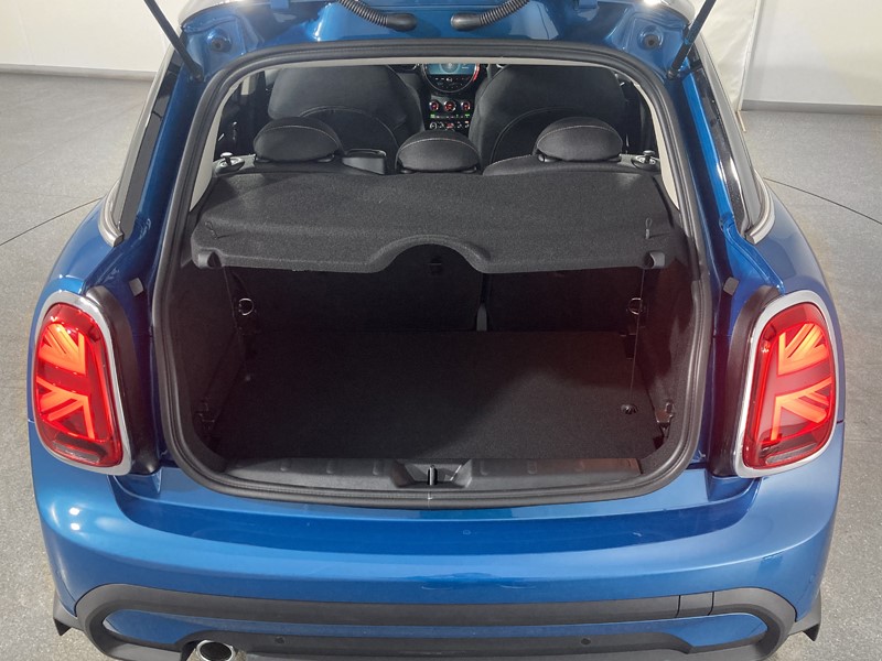 2024 (24) MINI HATCHBACK 1.5 Cooper Classic Premium 5dr Auto 3480847