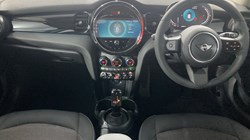 2024 (24) MINI HATCHBACK 1.5 Cooper Classic Premium 5dr Auto 3480810
