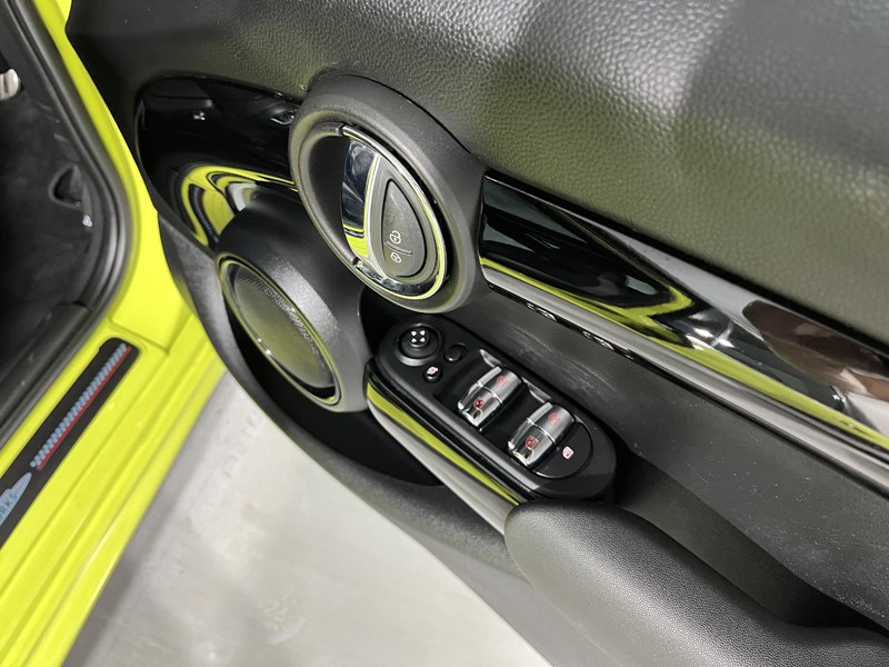 2023 (73) MINI HATCHBACK 2.0 Cooper S Sport 5dr Auto 3527889