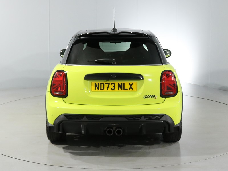 2023 (73) MINI HATCHBACK 2.0 Cooper S Sport 5dr Auto 3527883