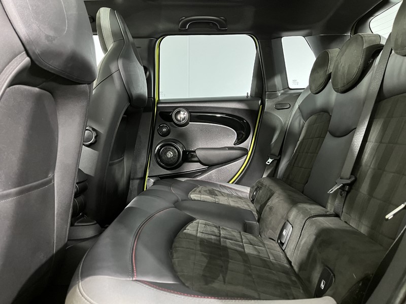 2023 (73) MINI HATCHBACK 2.0 Cooper S Sport 5dr Auto 3527905