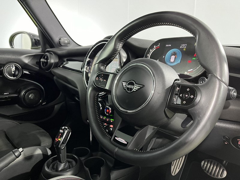 2023 (73) MINI HATCHBACK 2.0 Cooper S Sport 5dr Auto 3527874
