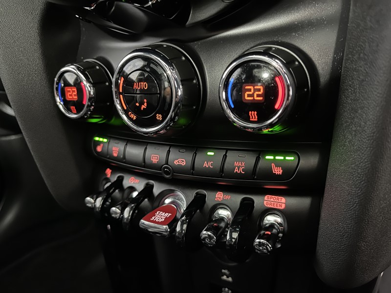 2023 (73) MINI HATCHBACK 2.0 Cooper S Sport 5dr Auto 3527901