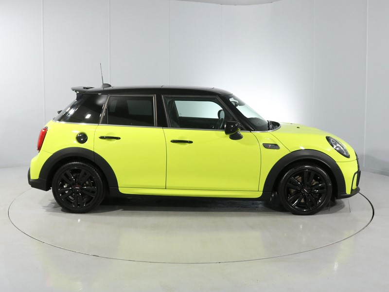 2023 (73) MINI HATCHBACK 2.0 Cooper S Sport 5dr Auto 3527871