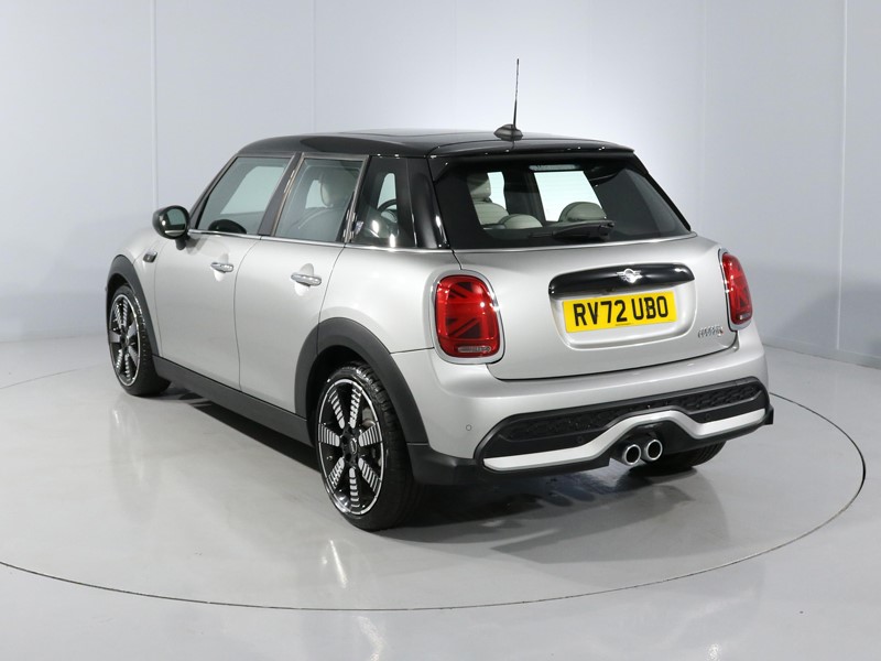 2022 (72) MINI HATCHBACK 2.0 Cooper S Exclusive 5dr Auto 3506122
