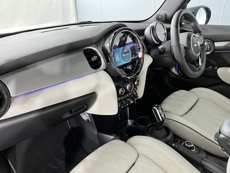 2022 (72) MINI HATCHBACK 2.0 Cooper S Exclusive 5dr Auto 3506127