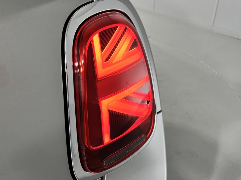 2022 (72) MINI HATCHBACK 2.0 Cooper S Exclusive 5dr Auto 3506160