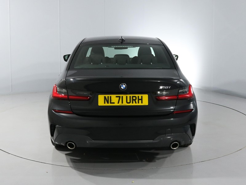 2021 (71) BMW 3 SERIES 318i M Sport 4dr Step Auto 3491303