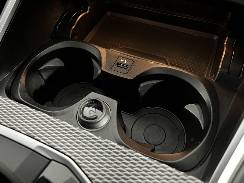 2021 (71) BMW 3 SERIES 318i M Sport 4dr Step Auto 3491320