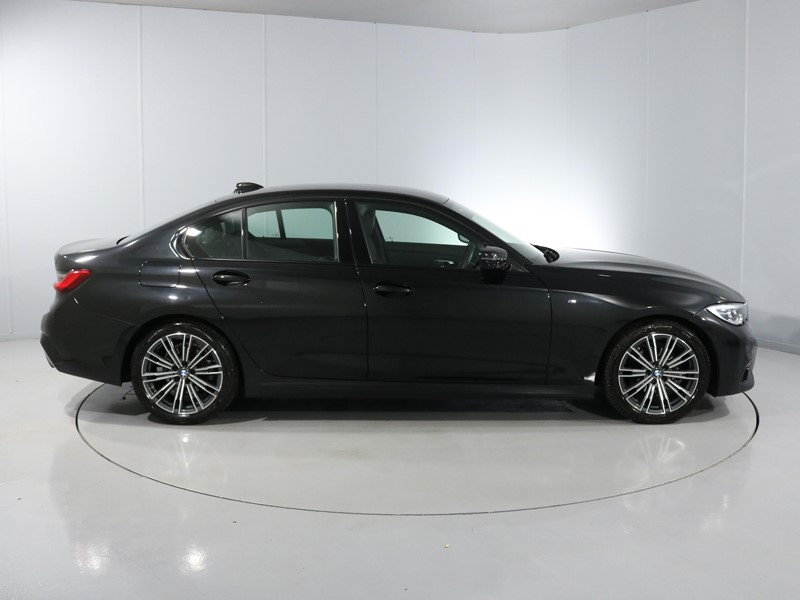 2021 (71) BMW 3 SERIES 318i M Sport 4dr Step Auto 3491291