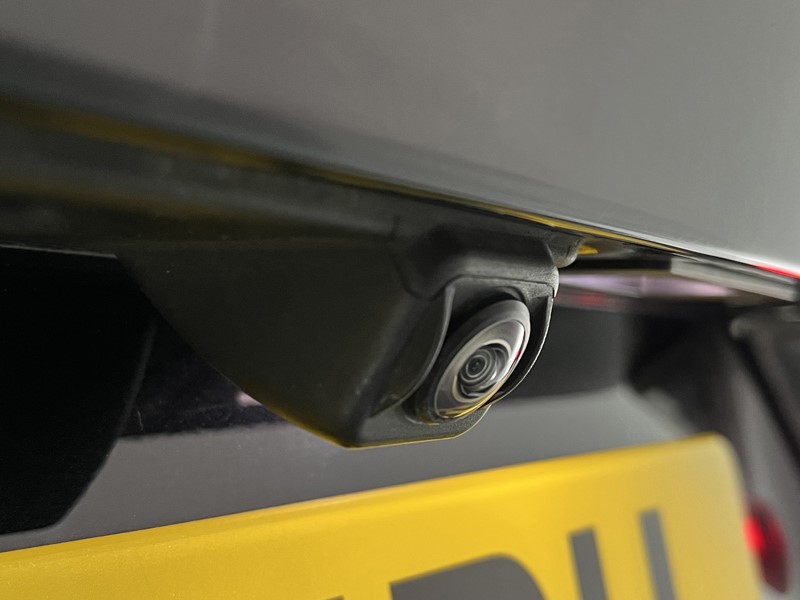 2021 (71) BMW 3 SERIES 318i M Sport 4dr Step Auto 3491333