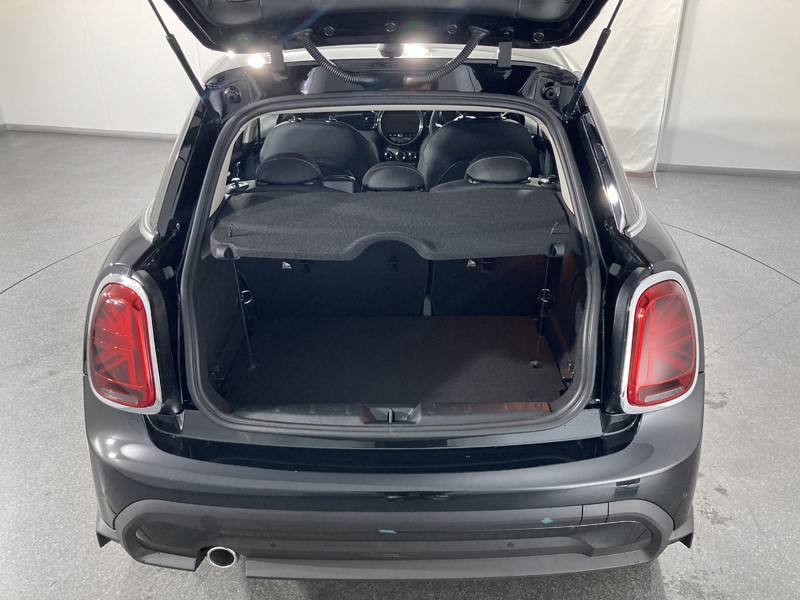 2024 (73) MINI HATCHBACK 1.5 Cooper Classic Premium 5dr Auto 3480803