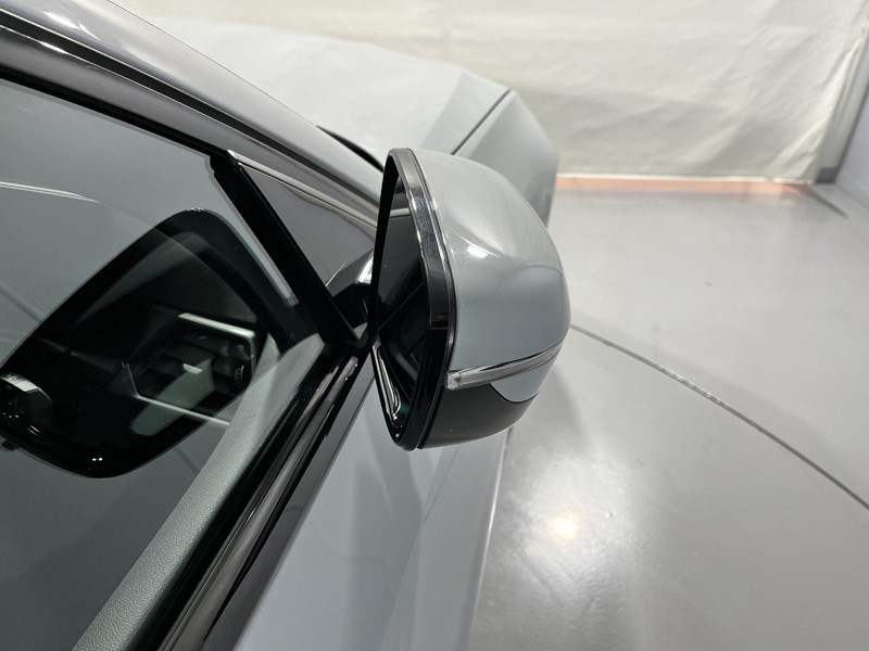 2022 (72) BMW 3 SERIES 330e M Sport 5dr Step Auto 3506537