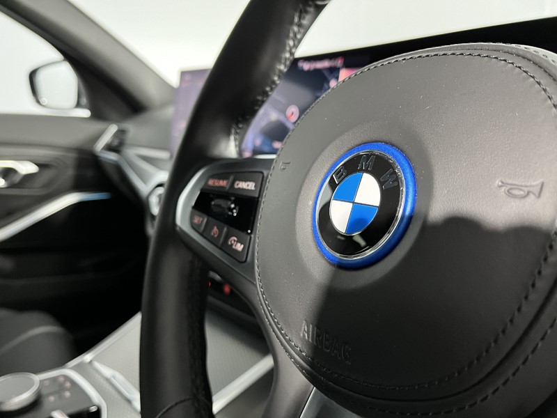 2022 (72) BMW 3 SERIES 330e M Sport 5dr Step Auto 3506516