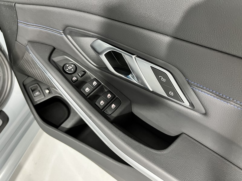 2022 (72) BMW 3 SERIES 330e M Sport 5dr Step Auto 3506514