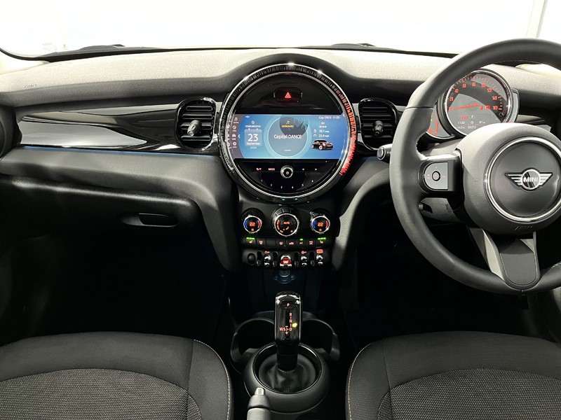 2022 (72) MINI HATCHBACK 1.5 Cooper Classic 5dr Auto 3526653