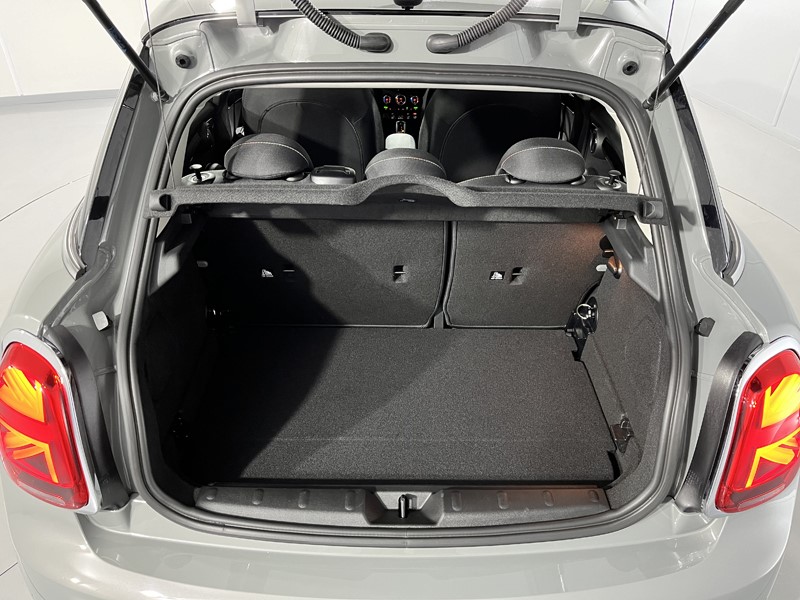 2022 (72) MINI HATCHBACK 1.5 Cooper Classic 5dr Auto 3526662